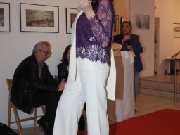 Fashion Show in der Contemplor Galerie Wien am 16. 03. 2024